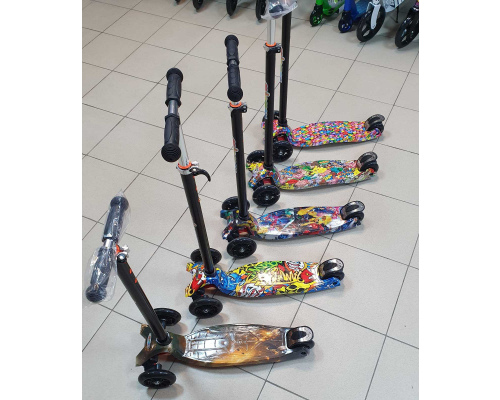 Самокат 3-х колёсный ''MicMox'' с принтом